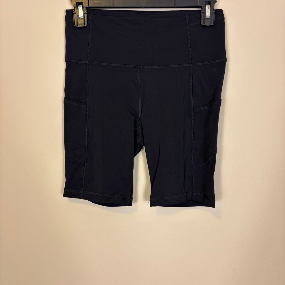 Lululemon Black High Waisted‎ Spandex Biker Shorts with Side Pockets 6